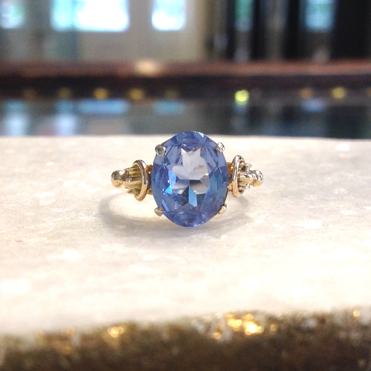 9K Yellow Gold Blue Topaz Ring